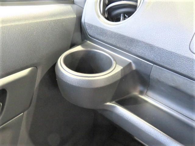 サイズの幅広さがあり、深さも十分もありカップも安定します。