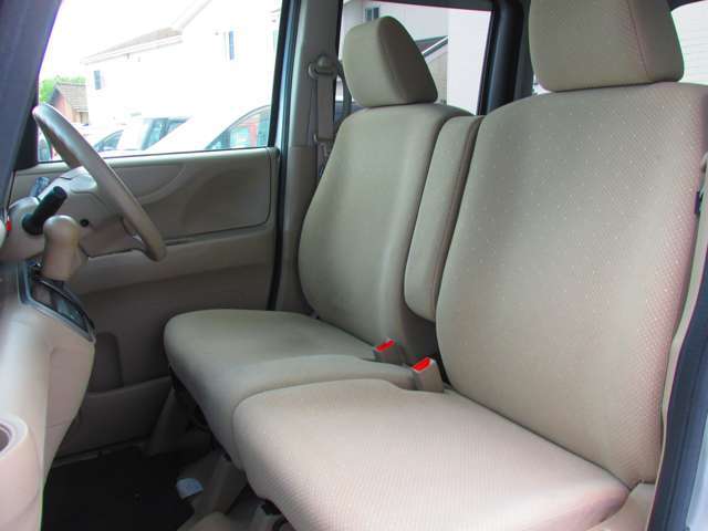 全車両総額販売！管轄陸運局（尾張小牧、春日井、一宮ナンバー）以外の登録の場合、別途登録料必要になります。