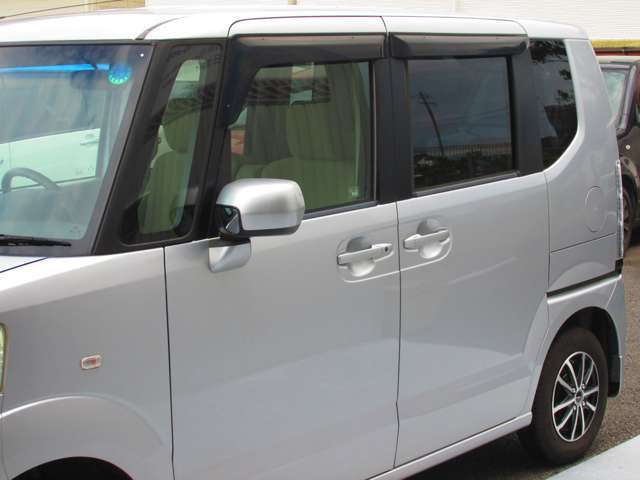 全車両総額販売！管轄陸運局（尾張小牧、春日井、一宮ナンバー）以外の登録の場合、別途登録料必要になります。
