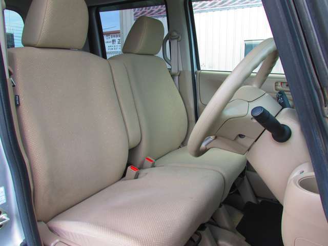 全車両総額販売！管轄陸運局（尾張小牧、春日井、一宮ナンバー）以外の登録の場合、別途登録料必要になります。