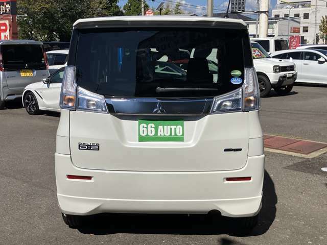 お車の外装状態となります