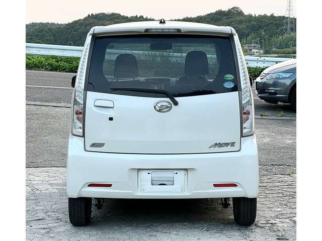 販売しておわり、ではなく定期メンテナンス、車検、修理、カスタム等、お車に関することは何でもご相談ください！お客様の身近な車屋さんであり続けます！