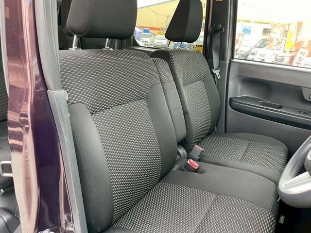 【車内抗菌・抗ウィルス＋消臭】車内抗菌オプションございます！車内抗菌・抗ウィルス＋消臭を行うことで快適なドライブ。ご使用直後はアルコールによる殺菌効果があり、消臭・抗菌します！