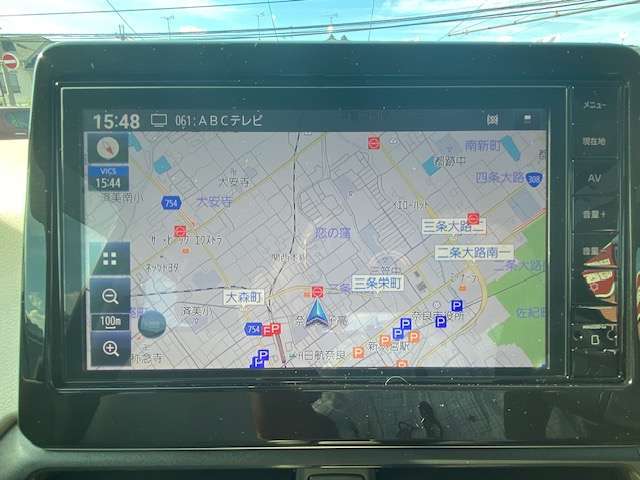 メモリーナビ付きで、長距離ドライブも、お任せください。