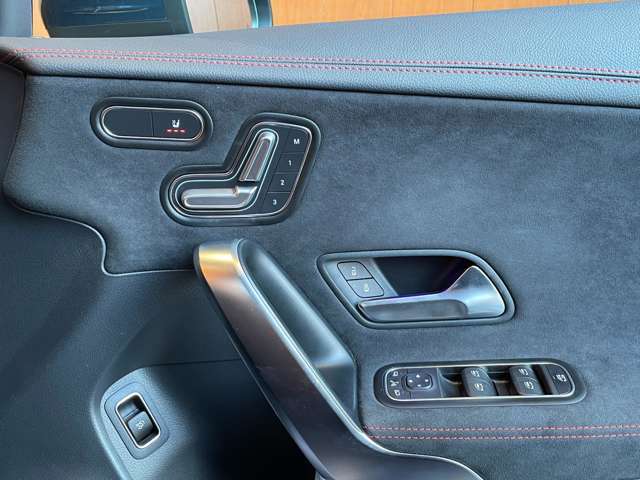 ぜひ厳選したドイツプレミアムブランドのお車を、見て・触って・比べてください！