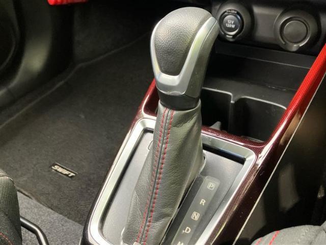 お車に合わせて無料保証以外にも、保証範囲、期間、距離を拡充させた有料保証もご用意しております！中古車の購入が初めてで不安・・・というお客様もご安心ください！