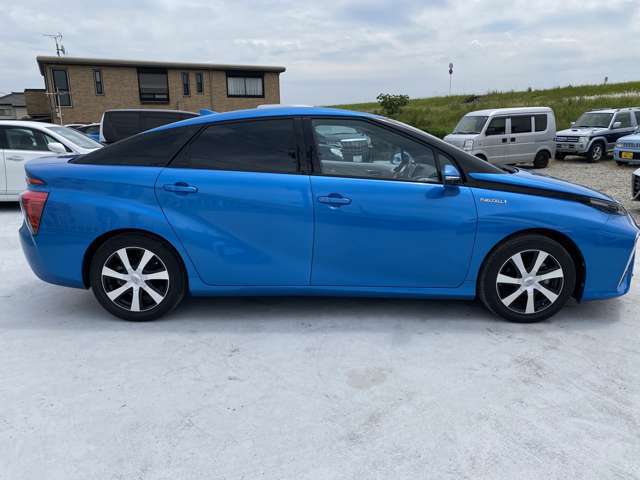 自動車保険（あいおいニッセイ同和）取り扱いしております。はじめてお車をご購入されるお客様にもスタッフが解りやすくご説明させていただきます。