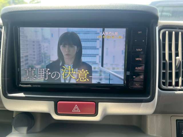 【地域最大級の在庫数】「在庫数が少なく、一度に複数台で比較できない」そんなお悩みはありませんか？専門館は、豊富な在庫をご用意！厳選した多くのお車の中から希望条件に合わせて、見て！触って！選べます！