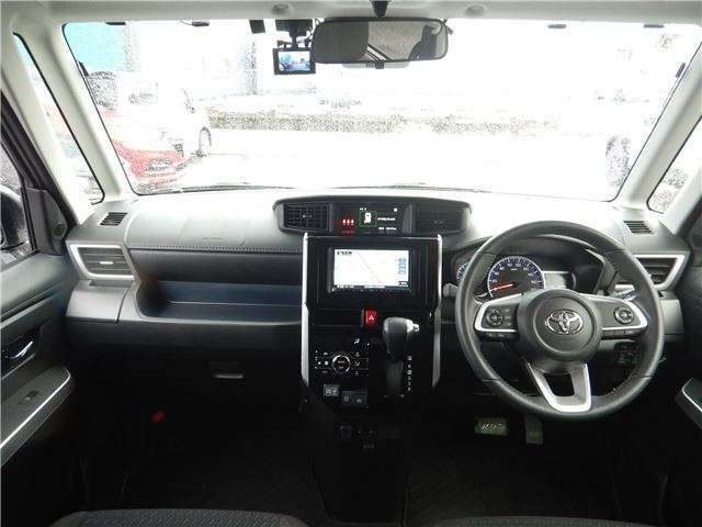 ナビ、ドライブレコーダー等の取付はもちろん、ライトのバルブ、車高調、エアロ取付、塗装、フィルム、ラッピング等カスタムも扱っております！お気軽にお問い合わせくださいませ！