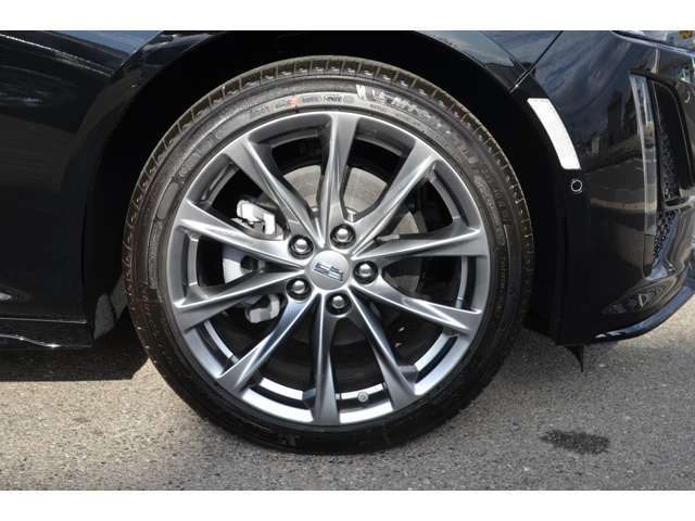19インチアルミホイール245/40R19