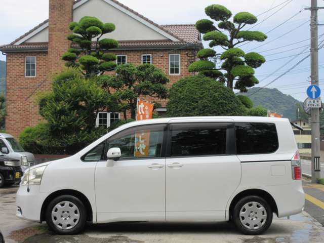 各種、板金塗装も取り扱い御座います。小さな補修からエアロの塗装取り付け、オールペイント（全塗装）までお客様のご要望にできる限りお答え致します！！お気軽にご相談ください☆