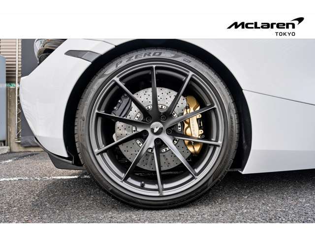 ホイールフィニッシュステルス　20 x 11.0J インチ..305/30/R20 インチ