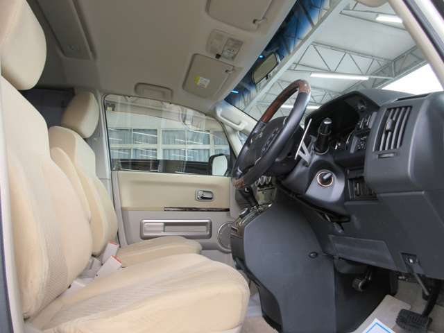 【荷物も積めて、たくさん乗れる】荷室が広い車・荷室容量ランキングミニバン・荷室が広い外車・広い車・広いSUV・広いアメ車・トランク広いミニバン・トランク広い車・トランク広いSUVなどお気軽にご相談下さい♪
