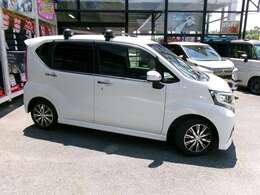 お子様のマイカーデビューや奥様の普段使いに最適です☆