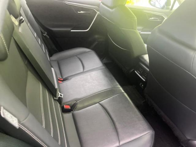 WECARSではほぼ毎日新しい在庫車両を入荷しております！お客様のこだわりを叶える1台がきっとWECARSにあるはずです！