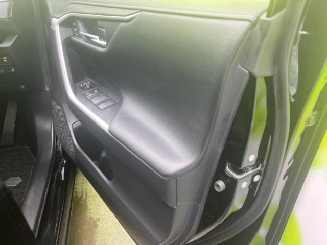 WECARS（ウィーカーズ）は全国250店舗展開！作業の都合上、車両をご覧頂けない場合がございます。来店前にお問合せ下さい