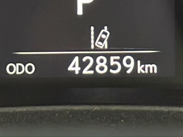【スピードメーター】メーターがシンプルで見やすく運転しやすいですね！