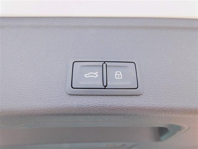 後期/黒革/バーチャルCP/ナビTVBカメラ/CarPlay/BTオーディオ/ヒーター付パワーシート/パドルシフト/Cソナー/パワーバックドア/LEDヘッド/ルーフレール/ACC/サイドアシスト/保証書