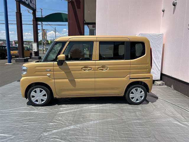 ☆★☆★道東最大級の届出済未使用車専門店シーモールです！！オールメーカーの取り扱いで、約200台の在庫車の中から気に入る1台を当店スタッフと一緒に選びませんか？？☆★☆★