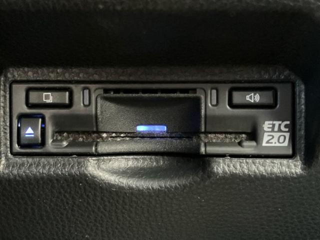 お車に合わせて無料保証以外にも、保証範囲、期間、距離を拡充させた有料保証もご用意しております！中古車の購入が初めてで不安・・・というお客様もご安心ください！