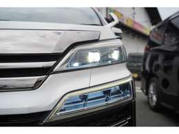 ★オート電動格納式リモコンカラードドアミラー（LEDサイドターンランプ付）★トヨタセーフティセンス★プリクラッシュセーフティ★レーントレーシングアシス★レーダークルーズコントロール