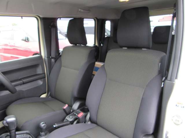 店舗にて現車の確認も頂けますので、お電話で在庫のご確認の上是非ご来店くださいませ！☆オリジナルメーカー　市原インター店　TEL　0436-67-1700☆