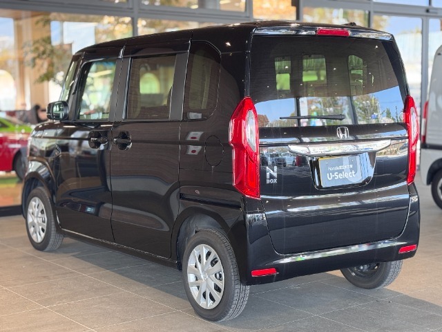 当店中古車には車両価格の中に最長2年間のHonda中古車保証が既に含まれています◎保証期間中は、どれだけ走って頂いても保証が切れることはありません♪※中古車のグレードにより保証期間は変わります。