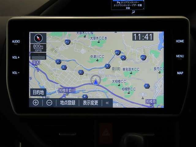 トヨタ純正ナビ装備！地図描写は文字も道もクリアで見やすく、滑らかに表示します。これさえあればもう道に迷わないですみますね♪フルセグで地上波デジタル放送TVもバッチリ綺麗に見れちゃいます♪