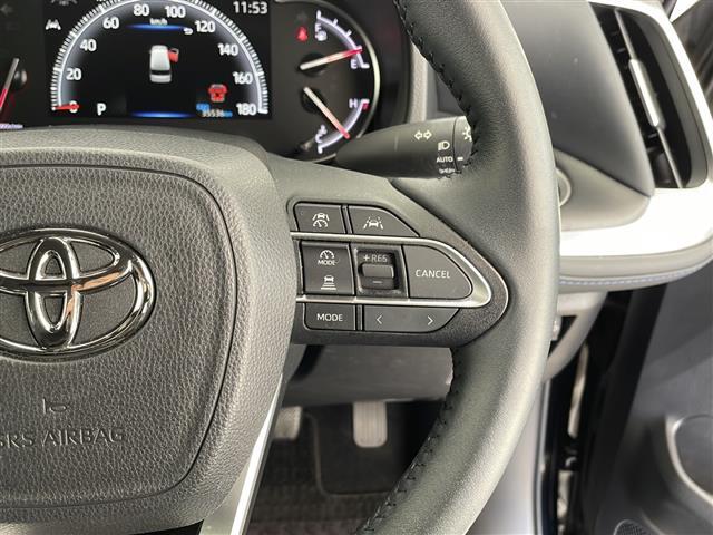 【運転席操作部】『運転席周辺の装備』の画像になります。快適なドライブを楽しむための機能が装備されています！運転席から触れるので使いやすいです！