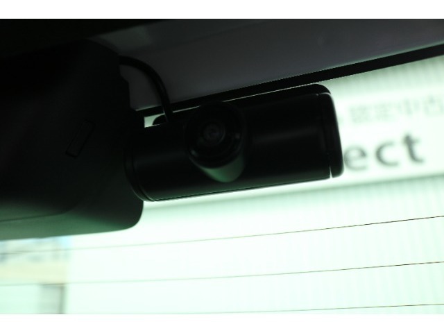 任意保険やクレジットあると便利なJAFの加入もお車のことならお任せください♪