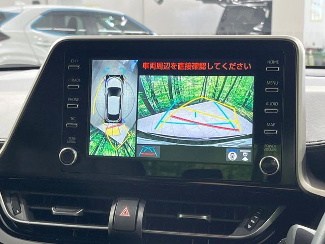 【パノラミックビューモニター】専用のカメラにより、上から見下ろしたような視点で360度クルマの周囲を確認することができます☆死角部分も確認しやすく、狭い場所での切り返しや駐車もスムーズに行えます。