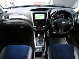 すっきりとしたフォレスターらしいデザインのダッシュ回り！フロントビューの視認性もよく運転しやすいと思います★