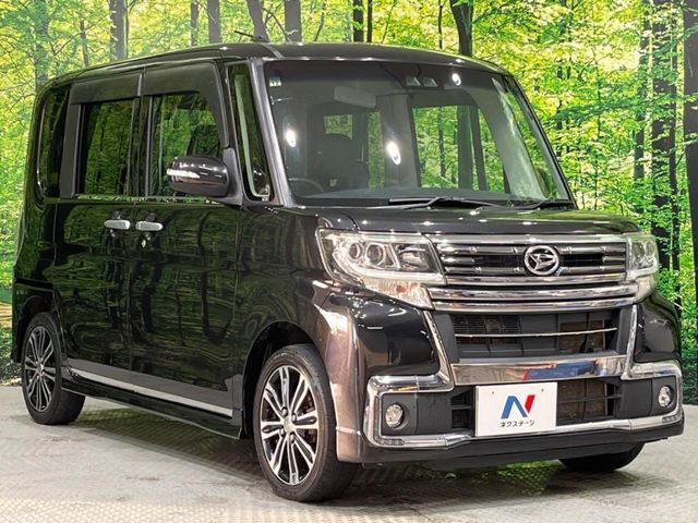 大好評のボディコーティング「弾スプラッシュコート」もご納車までに施工可能。通常のガラスコートと異なる、耐久年数6年の無機質ガラスコーティングが、ボディをキレイな状態に保ってくれます。