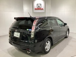 【Honda認定中古車 U-Select】　は3つの安心をお約束します。　1　Hondaのプロが整備した安心。 2　第三者機関がチェックした安心。　3　購入後もHondaが保証する安心。