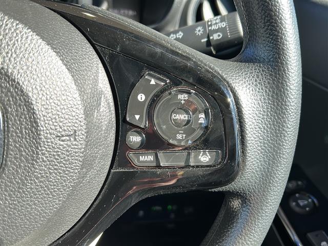 【運転席操作部】快適なドライブを楽しむための機能が装備されています！運転席から触れるので、使いやすいです！除菌プランいれていただくと、さらに清潔で安心していただけます！