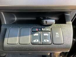 常時30台程展示中です。10万円～39.8万円の価格のお車を中心に取り揃えております。