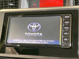 【メーカー純正ナビ】インテリアに溶け込むスタイリッシュな「専用設計」メーカーナビを装備♪視認性や操作性など基本性能にも優れ、より上質なカーライフをお楽しみいただけます。