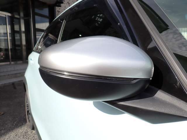 ミラーウインカーで視認性もスタイル度もUP☆