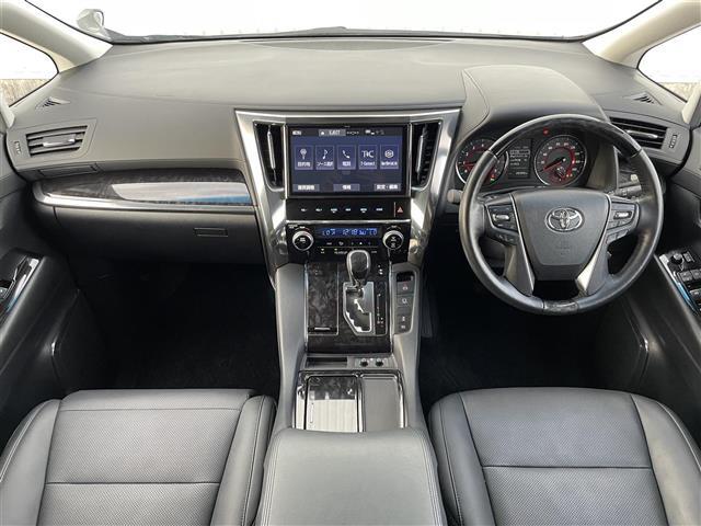 【インパネ全体】『インパネ全体』の画像になります。写真の内容に関してご不明点、ご質問等がございましたらお気軽にガリバー店舗までお問い合わせください。