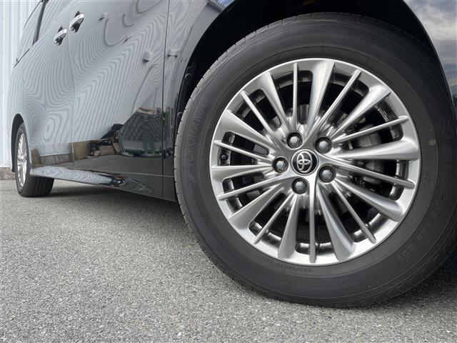 【タイヤ・ホイール】『タイヤ/ホイール周辺』の画像になります。写真の内容に関してご不明点、ご質問等がございましたらお気軽にガリバー店舗までお問い合わせください。