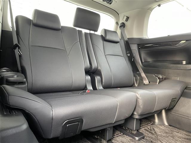 【フロアマット】『フロアマット』の画像になります。写真の内容に関してご不明点、ご質問等がございましたらお気軽にガリバー店舗までお問い合わせください。