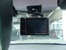 社外ドライブレコーダーが装着されています(保証対象外）※SDカード欠品