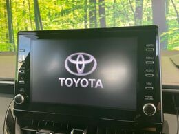 【8インチ　ディスプレイオーディオ】大画面のディスプレイはAppleCarPlayやAndroidAutoが利用可能。大きな画面でスマホナビアプリ等が利用いただけます♪