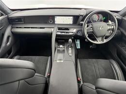 【インパネ全体】『インパネ全体』の画像になります。写真の内容に関してご不明点、ご質問等がございましたらお気軽にガリバー店舗までお問い合わせください。