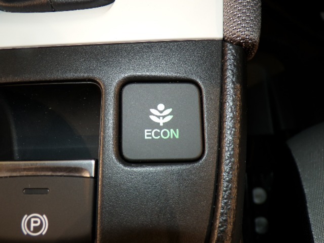 エコモードスイッチで省エネ運転もできます。
