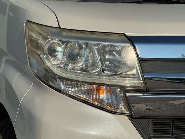 自社整備工場完備。御納車後のオイル交換もお値打ちで好評いただいてます。あわせて点検、メンテナンスもお任せください。