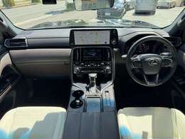 【YMC保証】充実保証！　YMC安心保証は新車保証同等の保証範囲を10年落ちまでの車でも保証します。保証サービスは第三者機関が運営し、安心で安全な仕組みを提供しています。