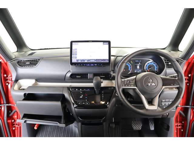 SRSデュアル＋サイド＆カーテン＋運転席ニーエアバック※7個のエアバックを標準装備/EBD機能付ABS/ASC（横滑り防止＆トラクションコントロール）標準装備