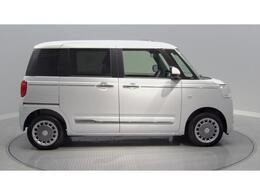 もちろん保証付販売車ですので購入後のアフターもバッチリです！1年間走行距離無制限です！！納車前にはプロのメカニックが各部の点検を行います。ディーラーにしかできない品質で納車させていただきます。