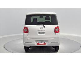 営業時間は朝9：30から夕方17：30　毎週火曜日，第二・第三水曜日は定休日となっております。ご来店前に一度ご連絡いただけるとスムーズにお車をご覧いただけます！